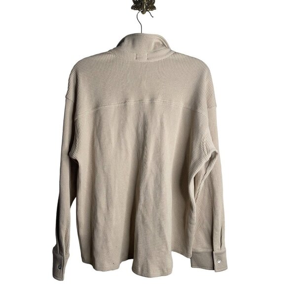 Anthropologie DONNI Waffle Weave Button Down Shirt Top Size M Pearl Buttons NWT - Picture 4 of 6